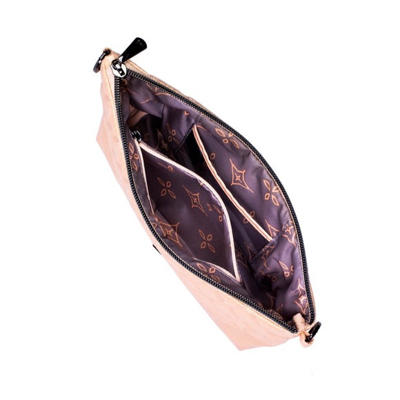 Lug Shiplap RFID Wristlet Pouch Metallic Sugarplum NWT - Picture 12 of 16